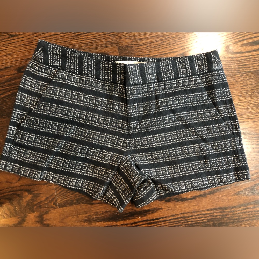 Joie Black and White Patterned Knit Shorts Size 0